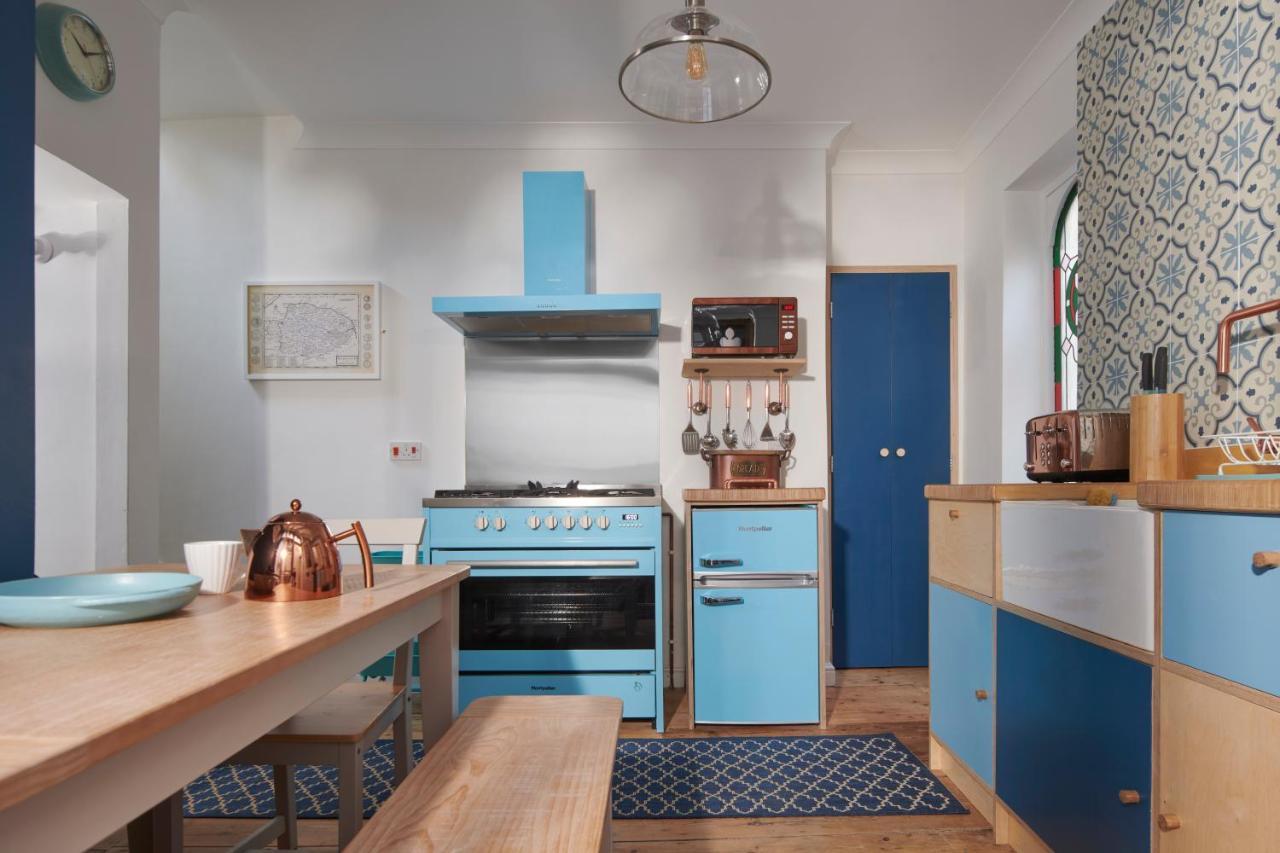 Refurbished Seaside Retreat In The Heart Of