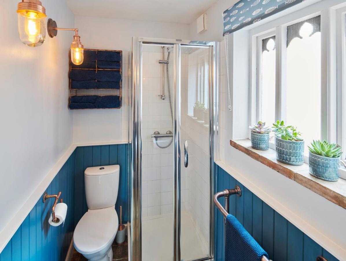 Refurbished Seaside Retreat In The Heart Of